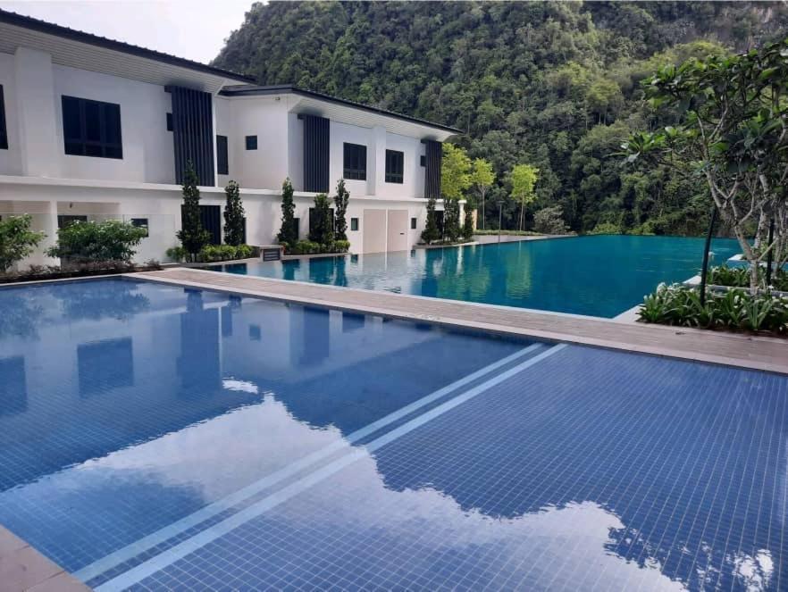 Hotspring 2 Room 1512 Suite Sunway Onsen With Theme Park View 4 Pax Tambun Bagian luar foto