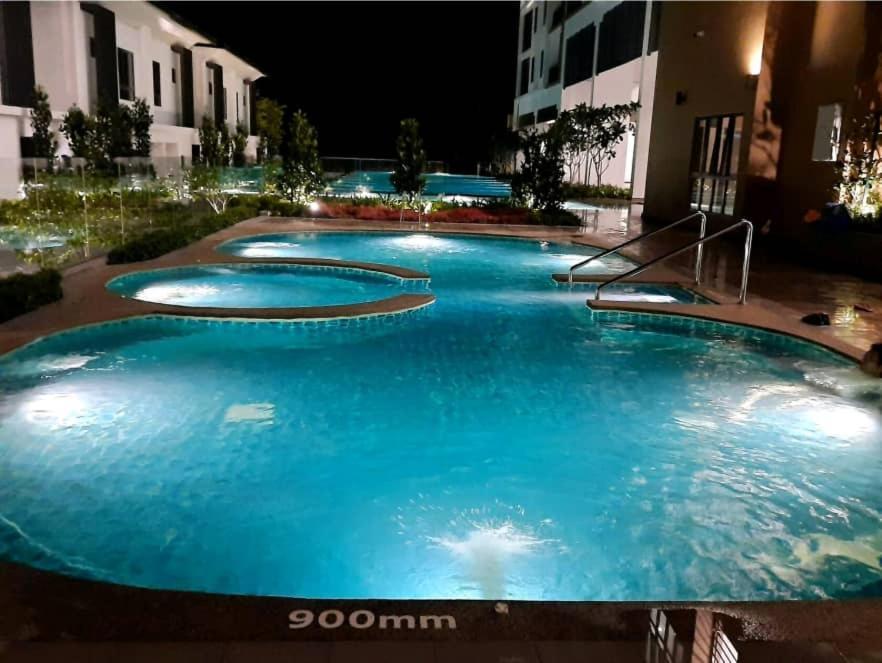Hotspring 2 Room 1512 Suite Sunway Onsen With Theme Park View 4 Pax Tambun Bagian luar foto